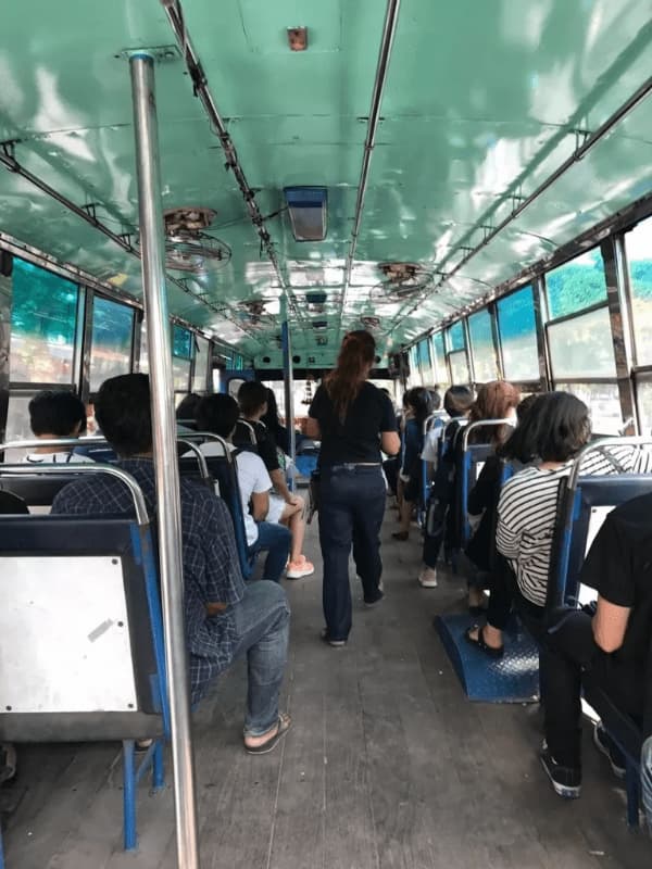 thai_bus3